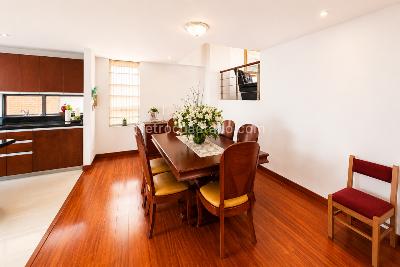 Casa de 4 alcobas en venta en Bosque De Pinos, Bogotá, 214 m² · foto 4 de 17
