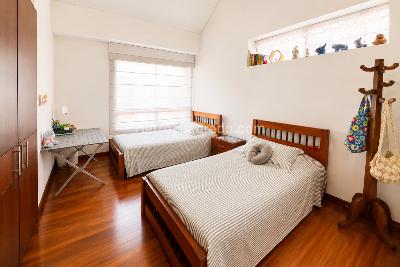 Casa de 4 alcobas en venta en Bosque De Pinos, Bogotá, 214 m² · foto 7 de 17
