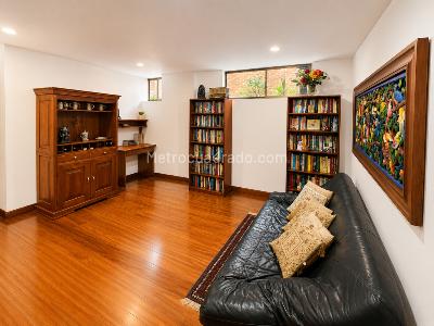 Casa de 4 alcobas en venta en Bosque De Pinos, Bogotá, 214 m² · foto 9 de 17