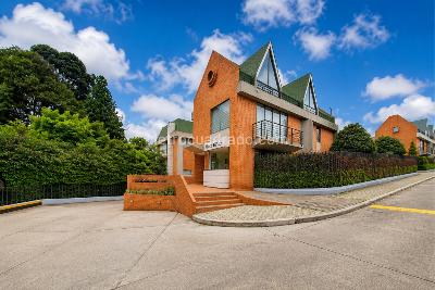 Casa de 4 alcobas en venta en Bosque De Pinos, Bogotá, 214 m² · foto 16 de 17