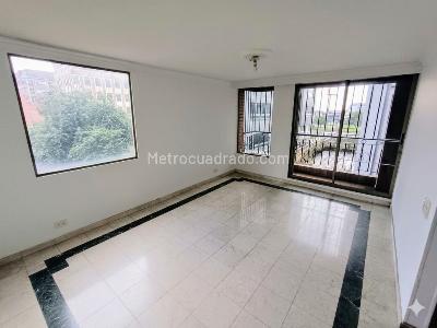 Apartamento en venta en Santa Barbara, Bogotá · foto 4 de 16