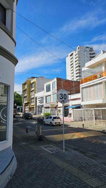 Edificio de Oficinas en Venta, Granada Norte, Cali - Vista 4
