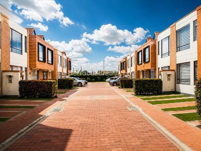 Casa de 3 alcobas en venta en Chia, Chía, 163 m² · foto 8 de 12