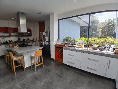 Casa de 3 alcobas en arriendo en Santa Barbara Oriental, Bogotá, 467 m² · foto 9 de 20