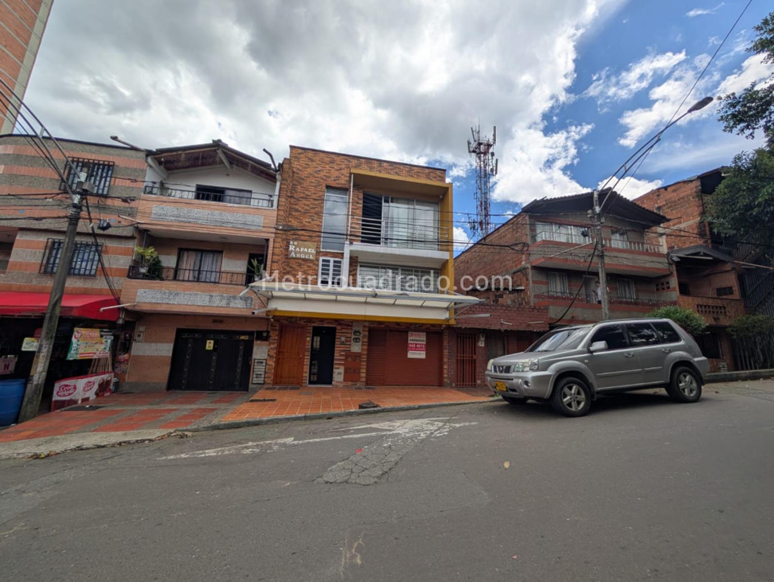 Apartamento de 2 habitaciones en venta en Villa Hermosa, Medellín — imagen 1 de 20