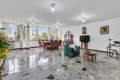 Apartamento de 4 alcobas en venta en Las Orquideas, Bogotá, 156 m² · foto 3 de 13