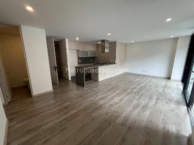 Apartamento de 2 alcobas en venta en El Poblado, Medellín, 101 m² · foto 7 de 20