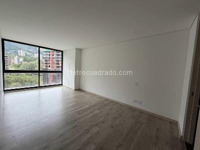 Apartamento de 2 alcobas en venta en El Poblado, Medellín, 101 m² · foto 11 de 20