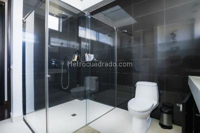 Casa de 4 alcobas en venta en Cerros De Suba (Localidad De Suba), Bogotá, 311 m² · foto 17 de 20