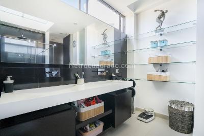Casa de 4 alcobas en venta en Cerros De Suba (Localidad De Suba), Bogotá, 311 m² · foto 18 de 20