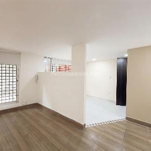 Apartaestudio en venta en Mariscal Sucre, Bogotá, 28 m² · foto 2 de 14