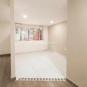 Apartaestudio en venta en Mariscal Sucre, Bogotá, 28 m² · foto 9 de 14