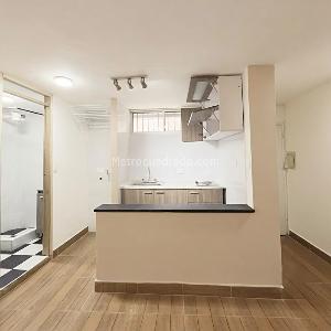 Apartaestudio en venta en Mariscal Sucre, Bogotá, 28 m² · foto 11 de 14