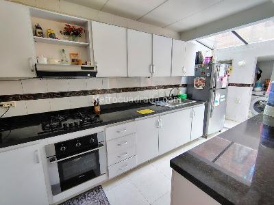 Casa de 3 alcobas en venta en Cedritos, Bogotá, 149 m² · foto 6 de 20