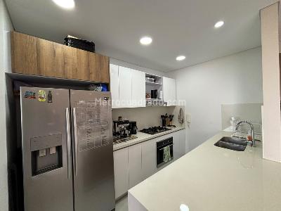 Apartamento en venta en Pance, Cali · foto 4 de 13