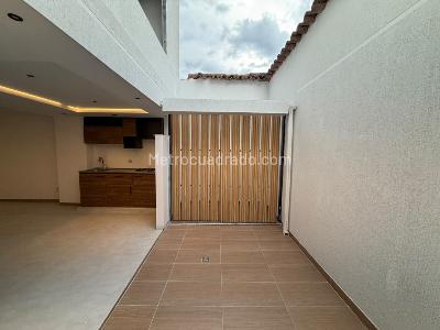 Apartamento de 2 alcobas en venta en Quintas De Don Simon, Cali, 75 m² · foto 12 de 12