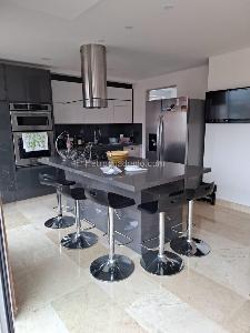Apartamento de 3 alcobas en venta en El Poblado, Medellín, 277 m² · foto 10 de 20