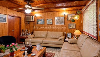 Casa en venta en Rodadero Tradicional, Santa Marta · foto 2 de 10