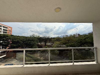 Apartamento en venta en Valle Del Lili, Cali · foto 4 de 20