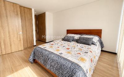 Apartamento en venta en Chico Navarra, Bogotá · foto 3 de 15