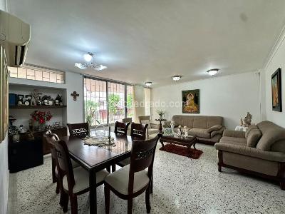 Apartamento de 3 alcobas en venta en El Poblado, Barranquilla, 152 m² · foto 2 de 20