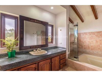 Casa de 4 alcobas en venta en Suroriente, Envigado, 450 m² · foto 15 de 17