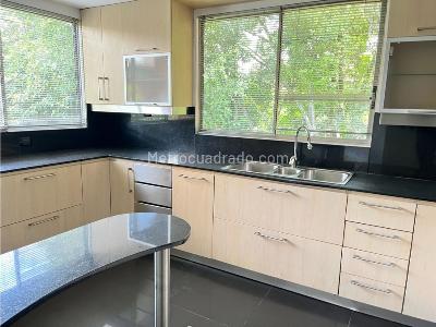 Casa de 5 alcobas en venta en Suroriente, Medellín, 520 m² · foto 16 de 20