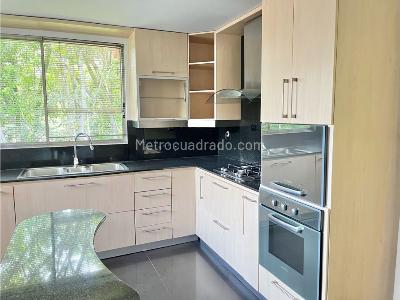 Casa de 5 alcobas en venta en Suroriente, Medellín, 520 m² · foto 17 de 20