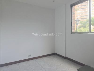 Casa de 5 alcobas en venta en Suroriente, Medellín, 520 m² · foto 19 de 20