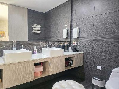 Apartamento de 4 alcobas en venta en Suroriente, Envigado, 178 m² · foto 15 de 20