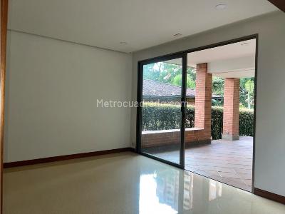 Casa de 3 alcobas en venta en Suroriente, Medellín, 293 m² · foto 7 de 20