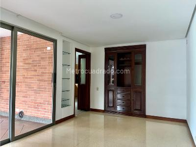 Casa de 3 alcobas en venta en Suroriente, Medellín, 293 m² · foto 12 de 20