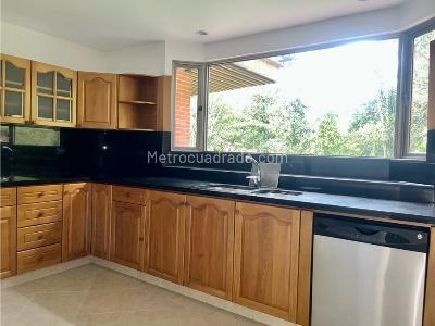 Casa de 3 alcobas en venta en Suroriente, Medellín, 293 m² · foto 13 de 20