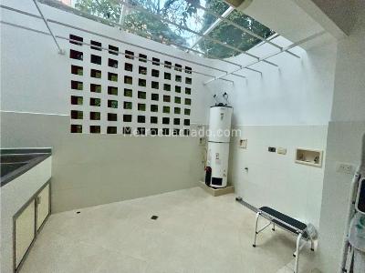 Casa de 3 alcobas en venta en Suroriente, Medellín, 293 m² · foto 15 de 20