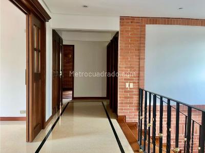 Casa de 3 alcobas en venta en Suroriente, Medellín, 293 m² · foto 18 de 20
