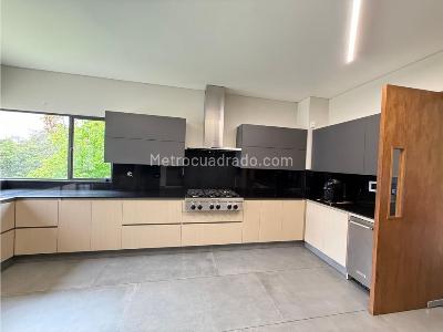 Casa de 4 alcobas en venta en Suroriente, Envigado, 970 m² · foto 11 de 20