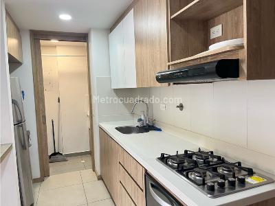 Apartamento de 3 alcobas en venta en Suroccidente, Medellín, 85 m² · foto 2 de 20