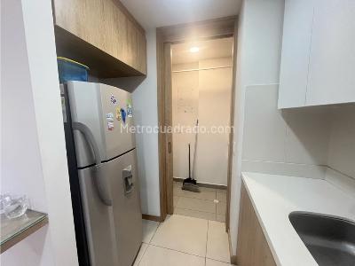 Apartamento de 3 alcobas en venta en Suroccidente, Medellín, 85 m² · foto 3 de 20