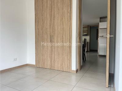Apartamento de 3 alcobas en venta en Suroccidente, Medellín, 85 m² · foto 14 de 20