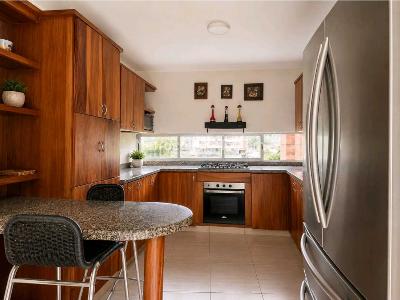 Casa de 3 alcobas en venta en Suroriente, Envigado, 291 m² · foto 2 de 20