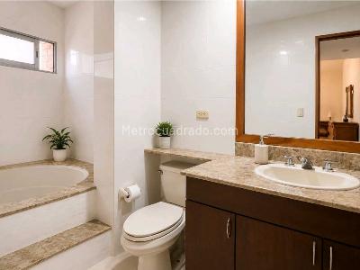 Casa de 3 alcobas en venta en Suroriente, Envigado, 291 m² · foto 17 de 20