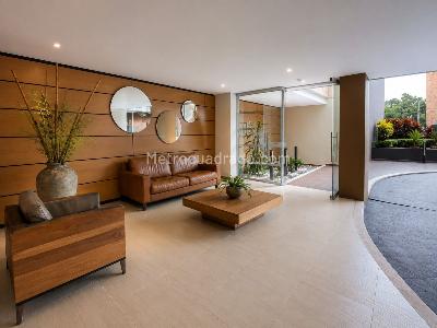 Apartamento de 2 alcobas en venta en El Poblado El Tesoro, Medellín, 118 m² · foto 20 de 20
