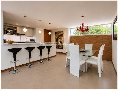 Apartamento de 2 alcobas en venta en El Poblado El Tesoro, Medellín, 118 m² · foto 6 de 20