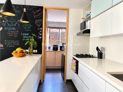 Apartamento de 3 alcobas en venta en Suroriente, Sabaneta, 98 m² · foto 4 de 15