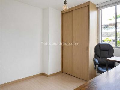 Apartamento de 3 alcobas en venta en Suroriente, Sabaneta, 98 m² · foto 8 de 15