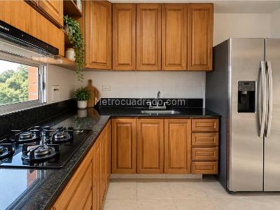 Apartamento de 2 alcobas en venta en Suroriente, Medellín, 94 m² · foto 8 de 16
