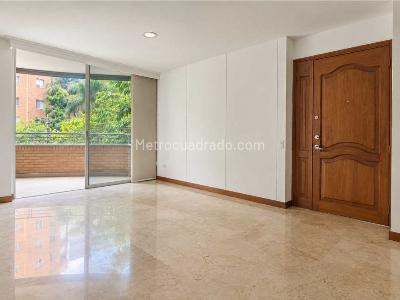 Apartamento de 3 alcobas en venta en Suroriente, Medellín, 113 m² · foto 2 de 20