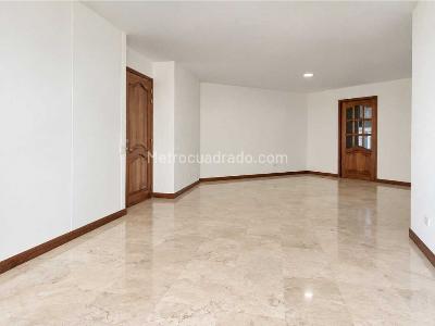 Apartamento de 3 alcobas en venta en Suroriente, Medellín, 113 m² · foto 6 de 20