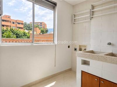 Apartamento de 3 alcobas en venta en Suroriente, Medellín, 113 m² · foto 10 de 20