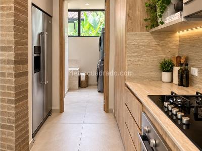 Apartamento de 3 alcobas en venta en Suroriente, Medellín, 172 m² · foto 10 de 20